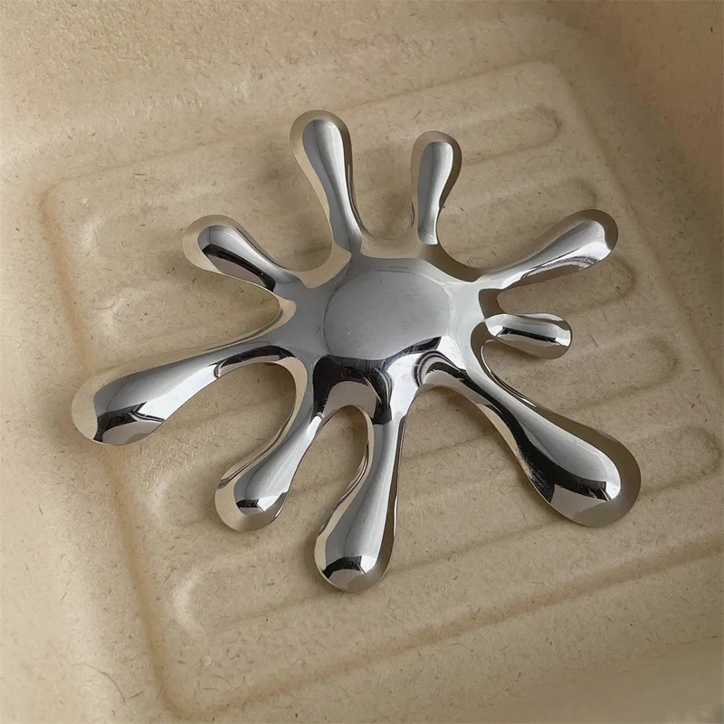 Abstract Liquid Splash Brooch